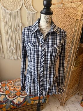 Guess Navy & White Plaid Button-Up Shirt